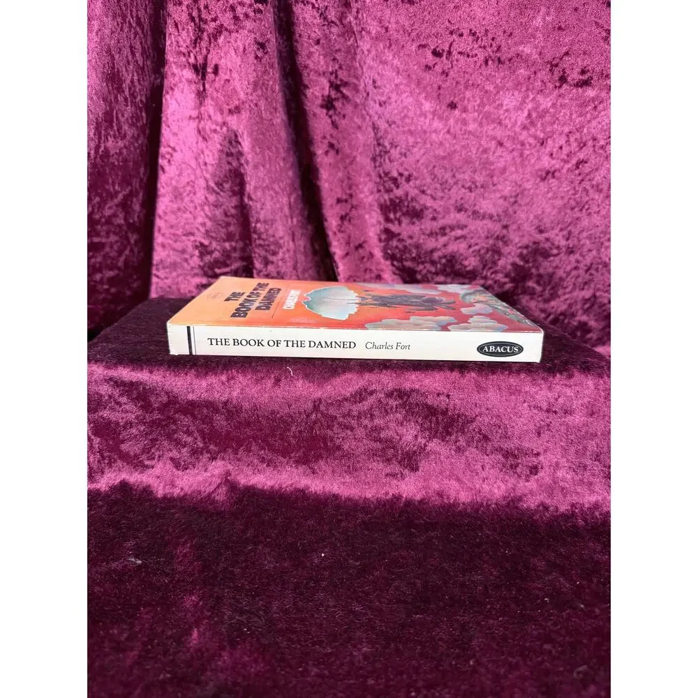 Vintage Paperback Book – The Book of the Damned Charles Fort 1974 Edition